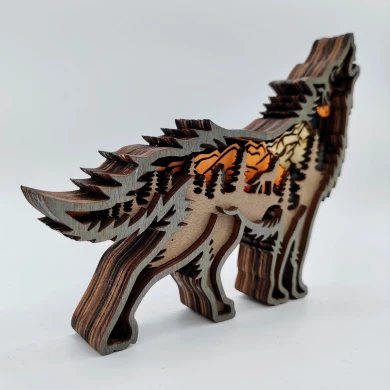 Sculpture loup en bois