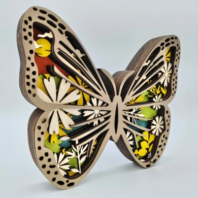 Sculpture papillon en bois