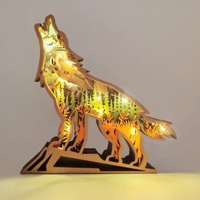 Sculpture loup hurlant en bois