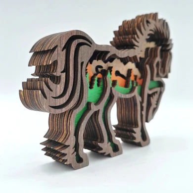 Sculpture petit cheval en bois